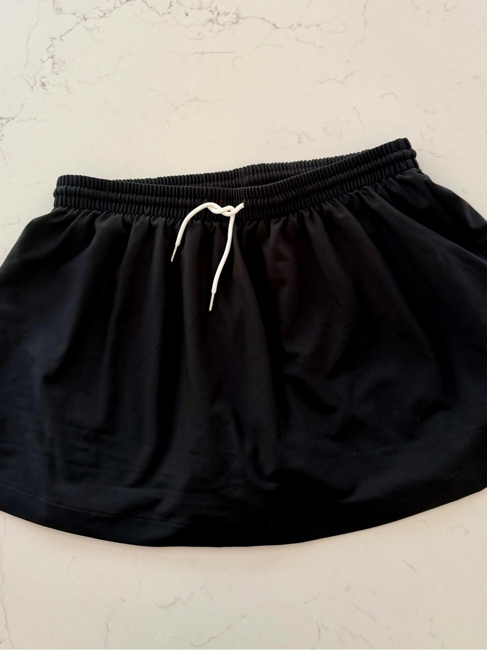 NWOT Abercrombie & Fitch Black Drawstring Skort